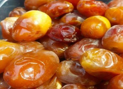 تصویر 1 از قیمت خرما زاهدی تازه + خرید باور نکردنی